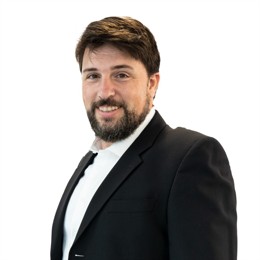 麦当劳(MCD.US)Q2营收利润均超预期 借玩具与平价套餐重回增长轨道