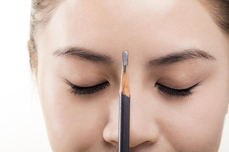 独立候选人纳夫罗茨基赢得波兰总统选举